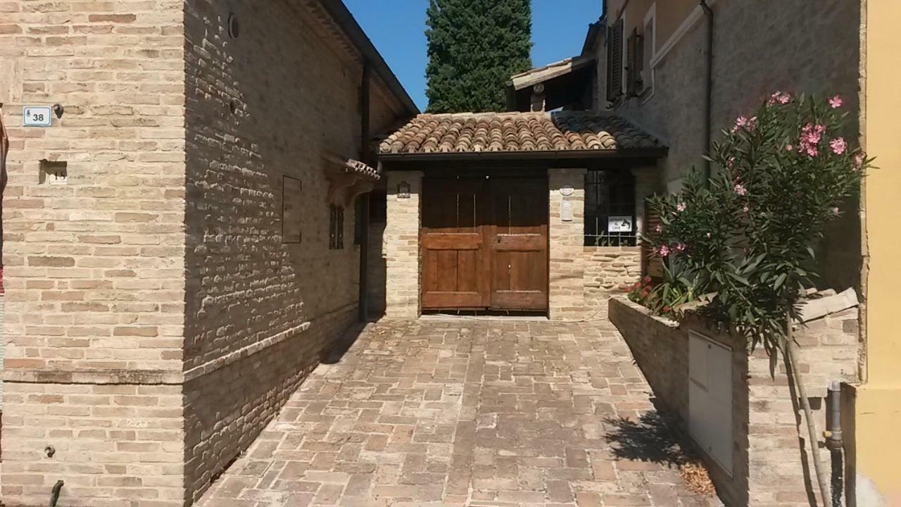 Il Poggio Villa Mombaroccio Exterior photo